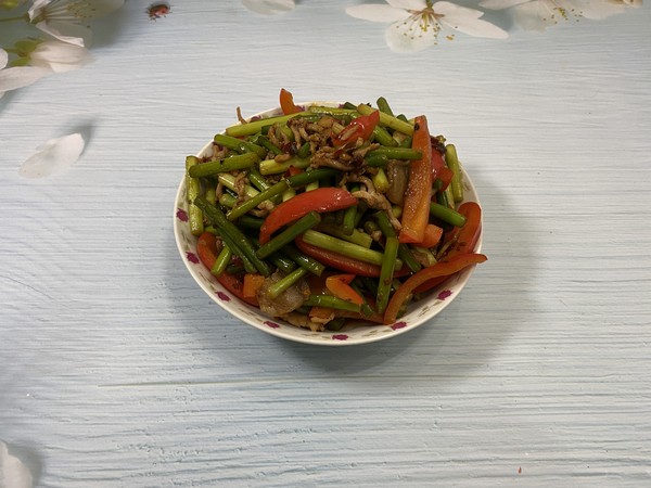 蒜苔炒肉的做法-醬香味炒菜譜