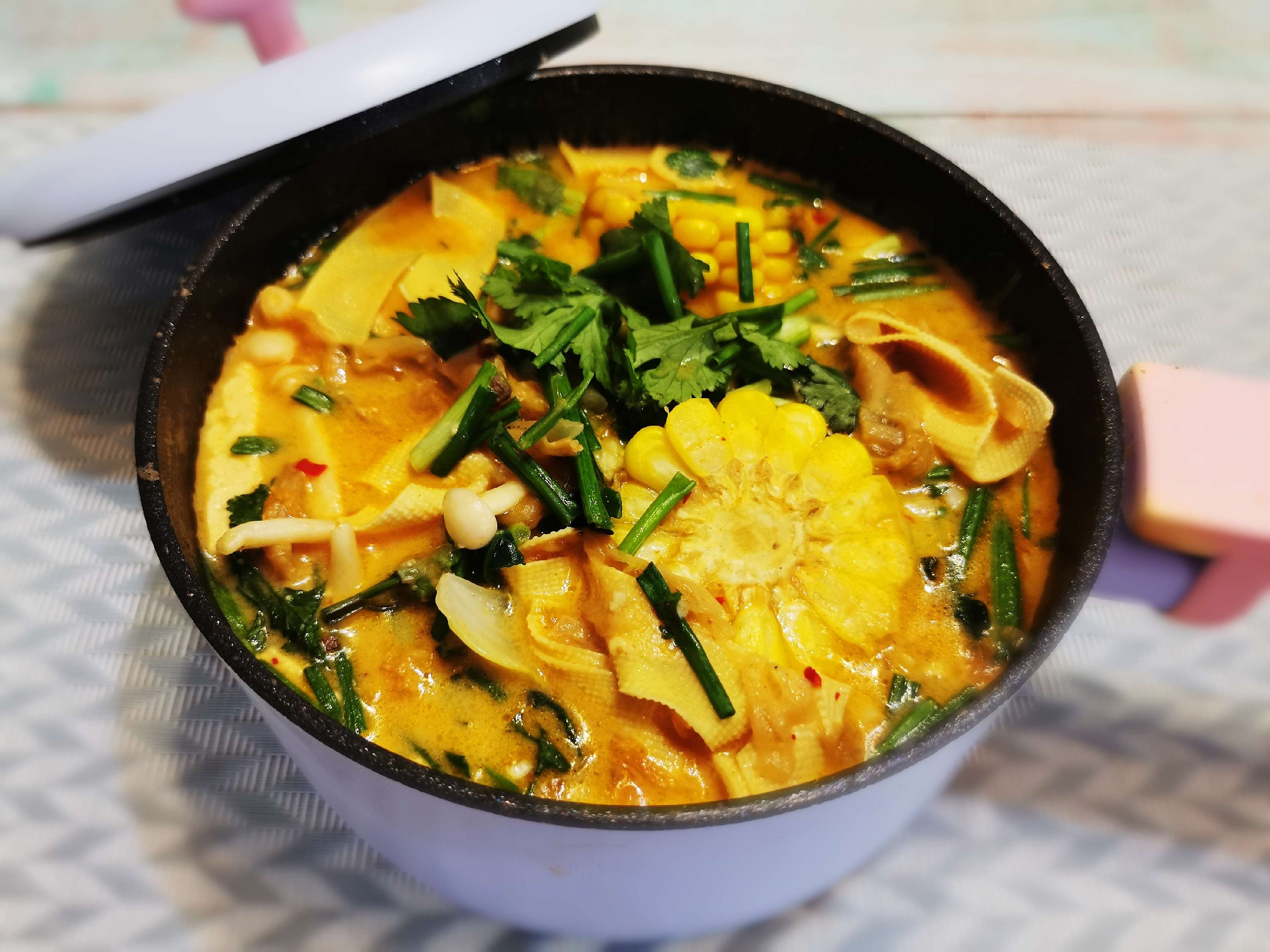 牛奶冒菜，一個人有儀式感的火鍋的做法-奶香味煮菜譜