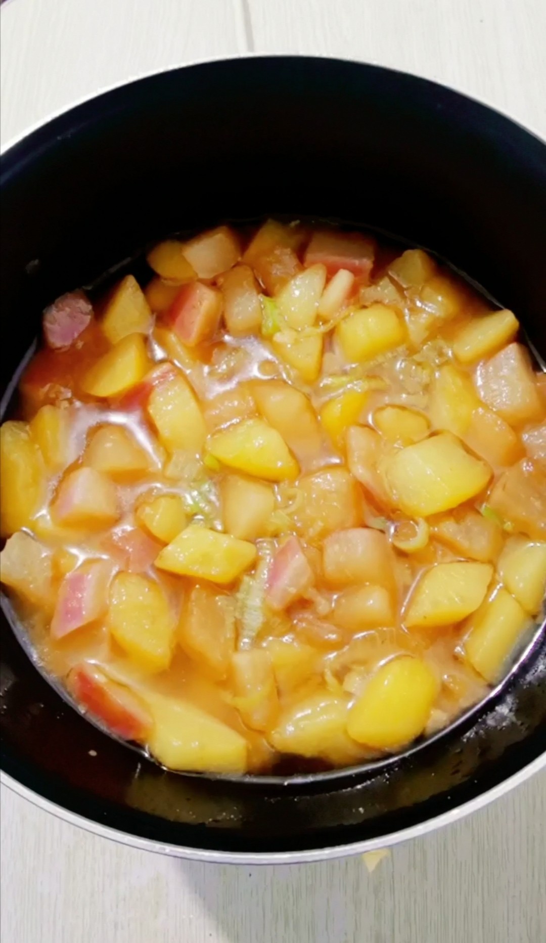 大蘿卜燉土豆的做法-咸鮮味燉菜譜