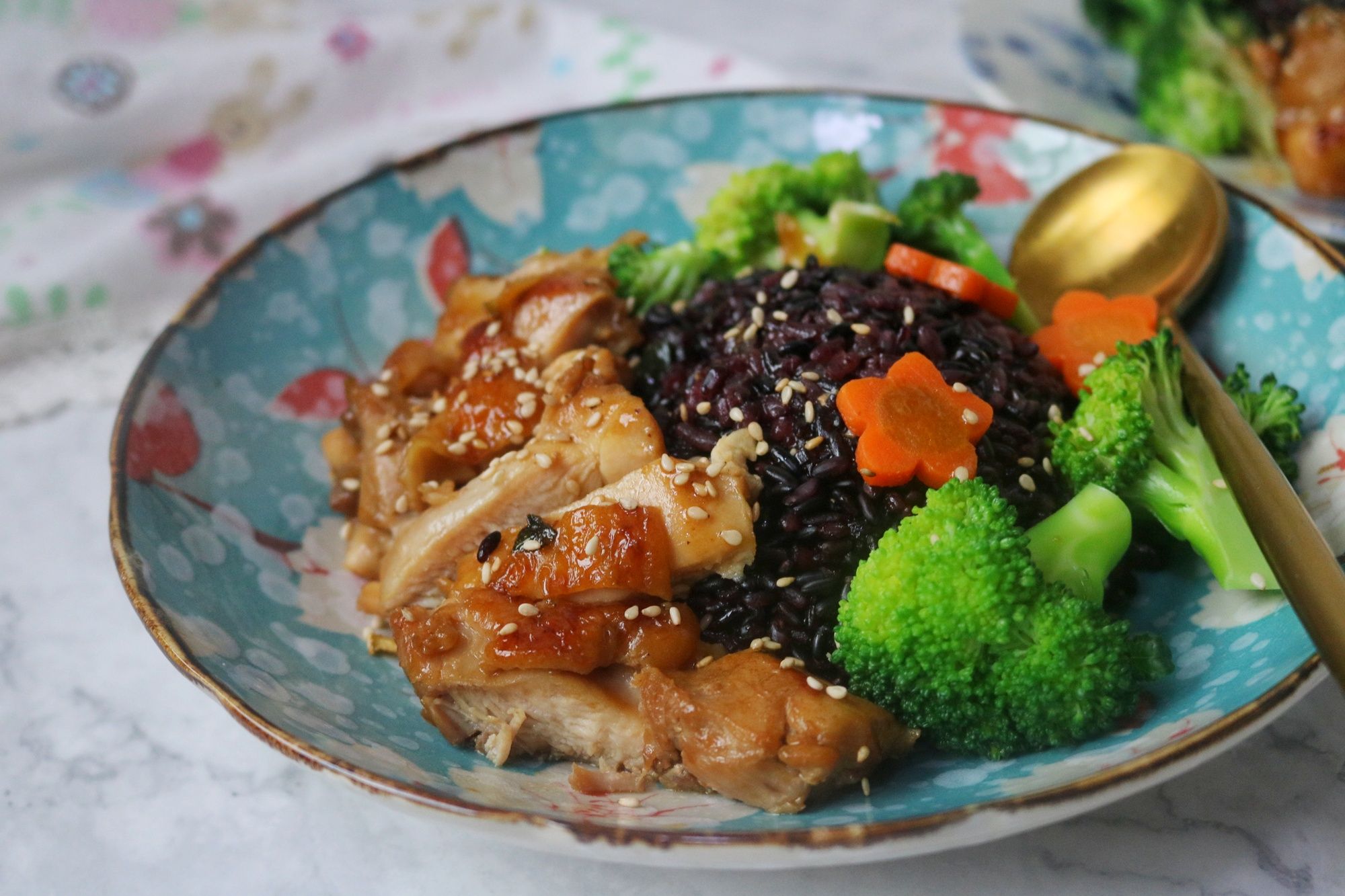 照燒雞腿黑米飯的做法-家常味蒸菜譜