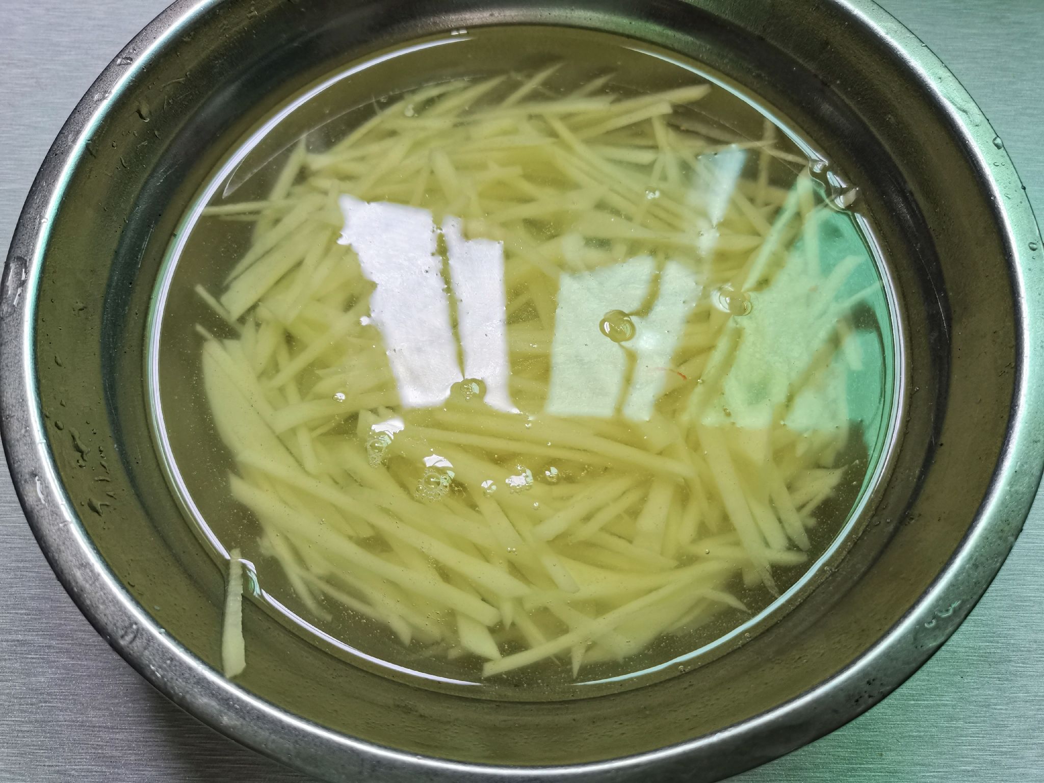 土豆炒肉的做法-家常味炒菜譜