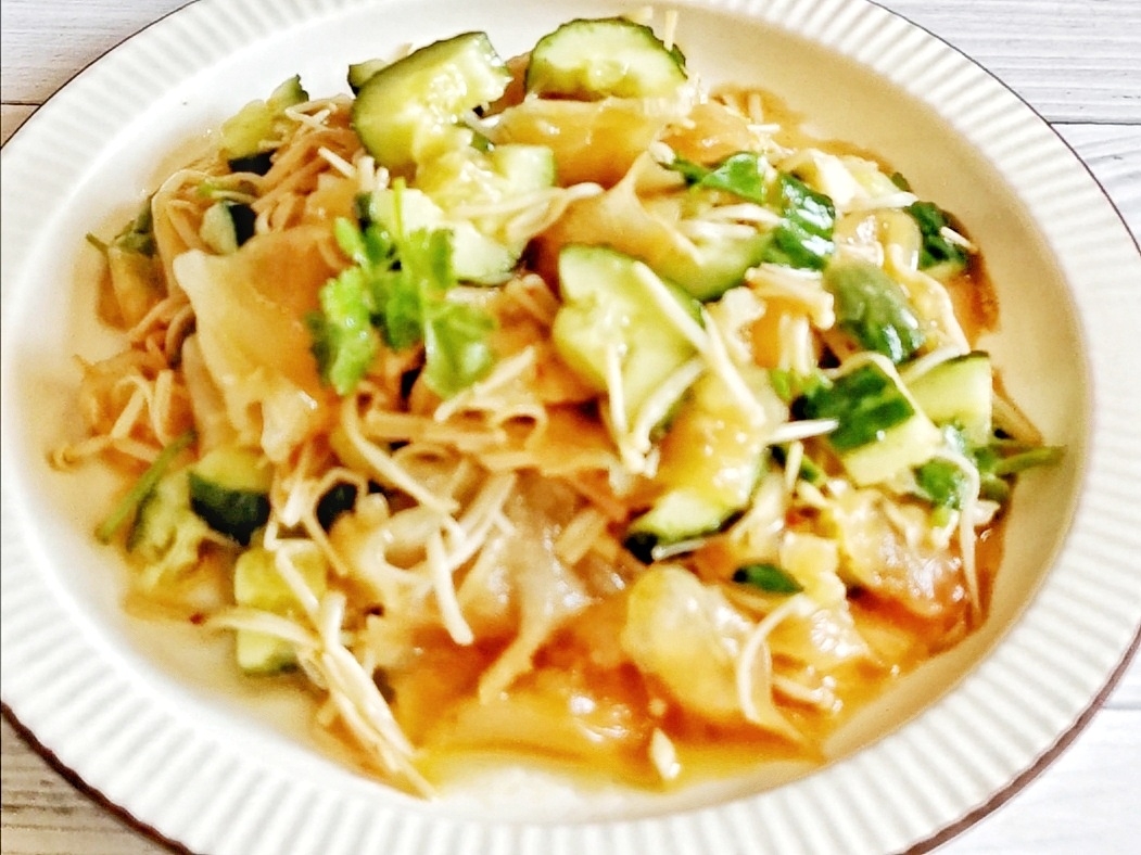 低脂低卡營養(yǎng)美味的什錦大拌菜的做法-酸辣味拌菜譜