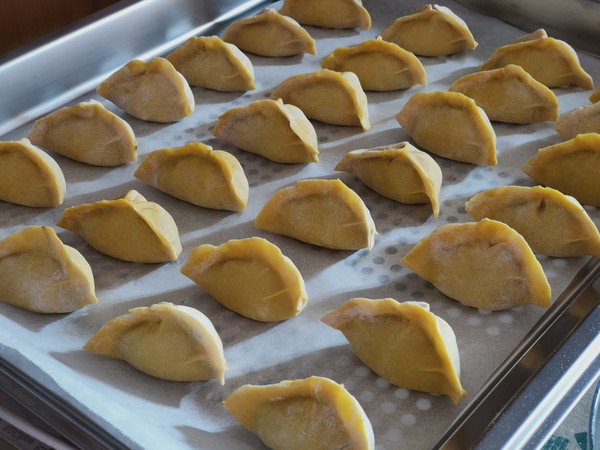 南瓜海麻線蒸餃，今兒立冬吃餃子了嗎？的做法-咸鮮味蒸菜譜