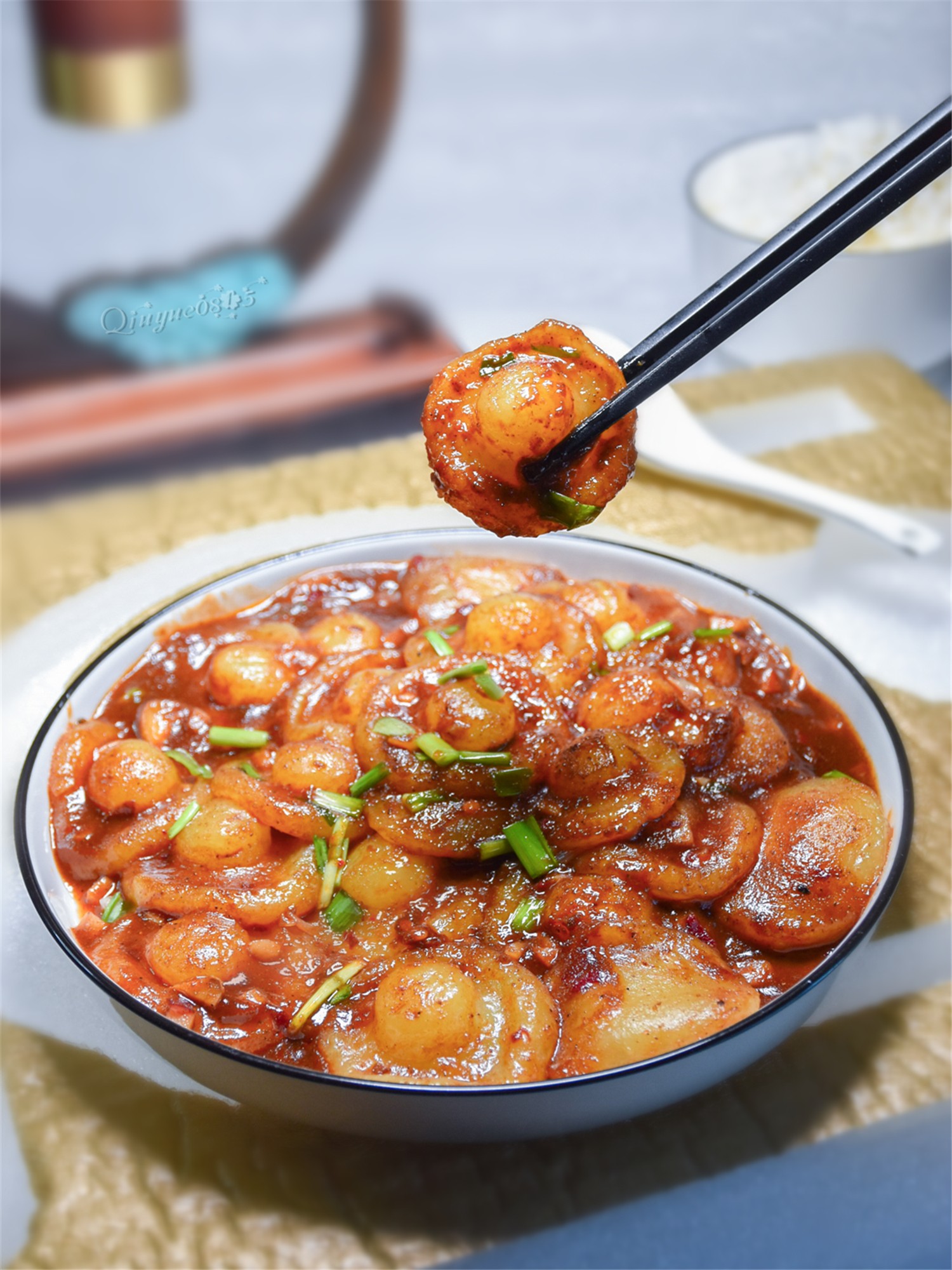 仿香菇土豆的做法-香辣味蒸菜譜