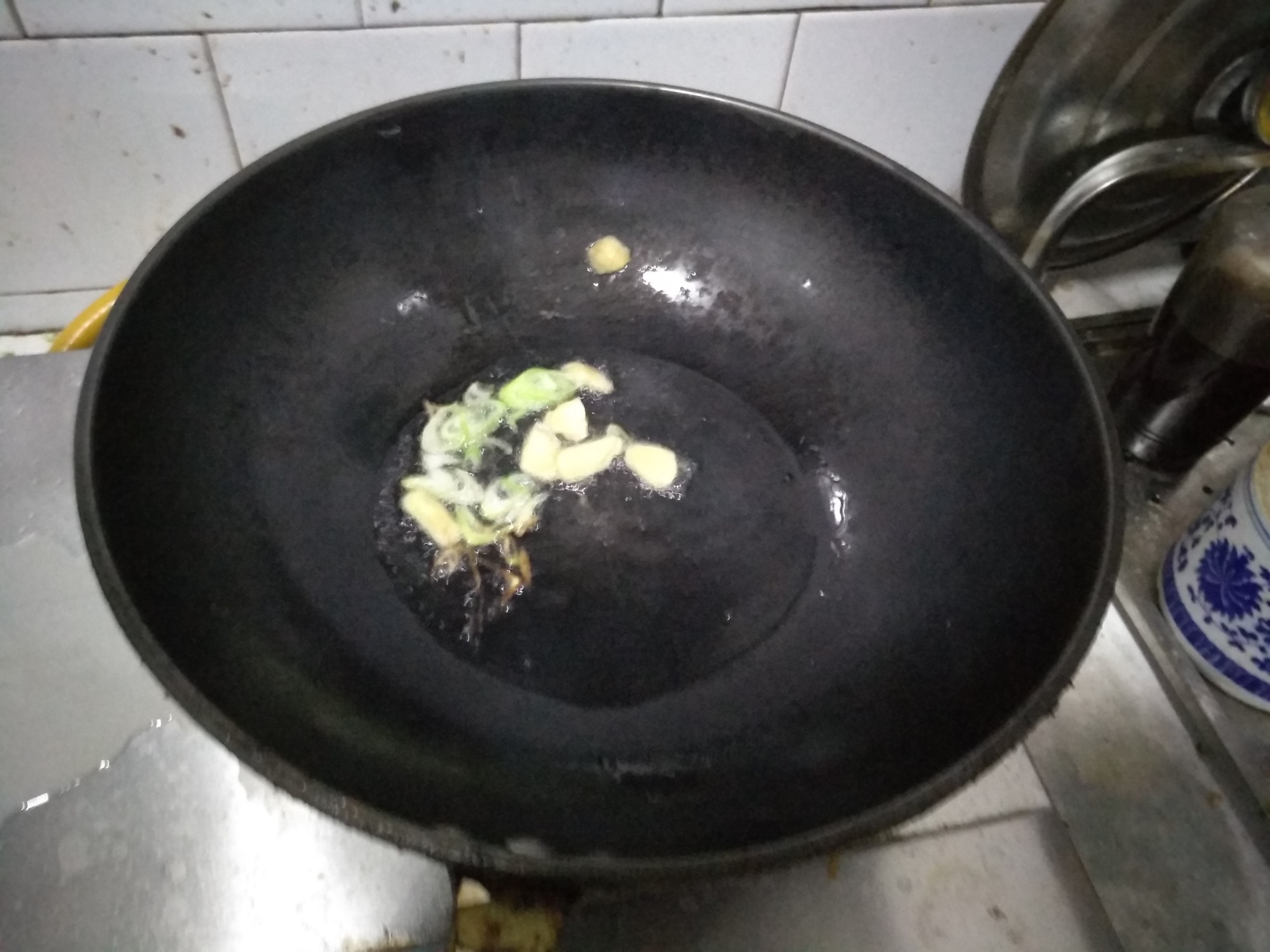 干煸孜然羊肉的做法-香辣味干煸菜譜