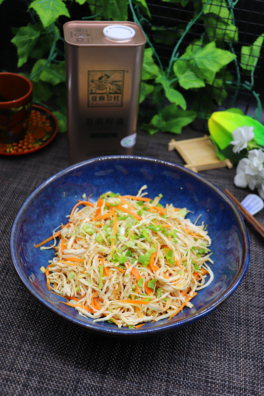 亞麻籽油涼拌雞絲的做法-魚香味拌菜譜