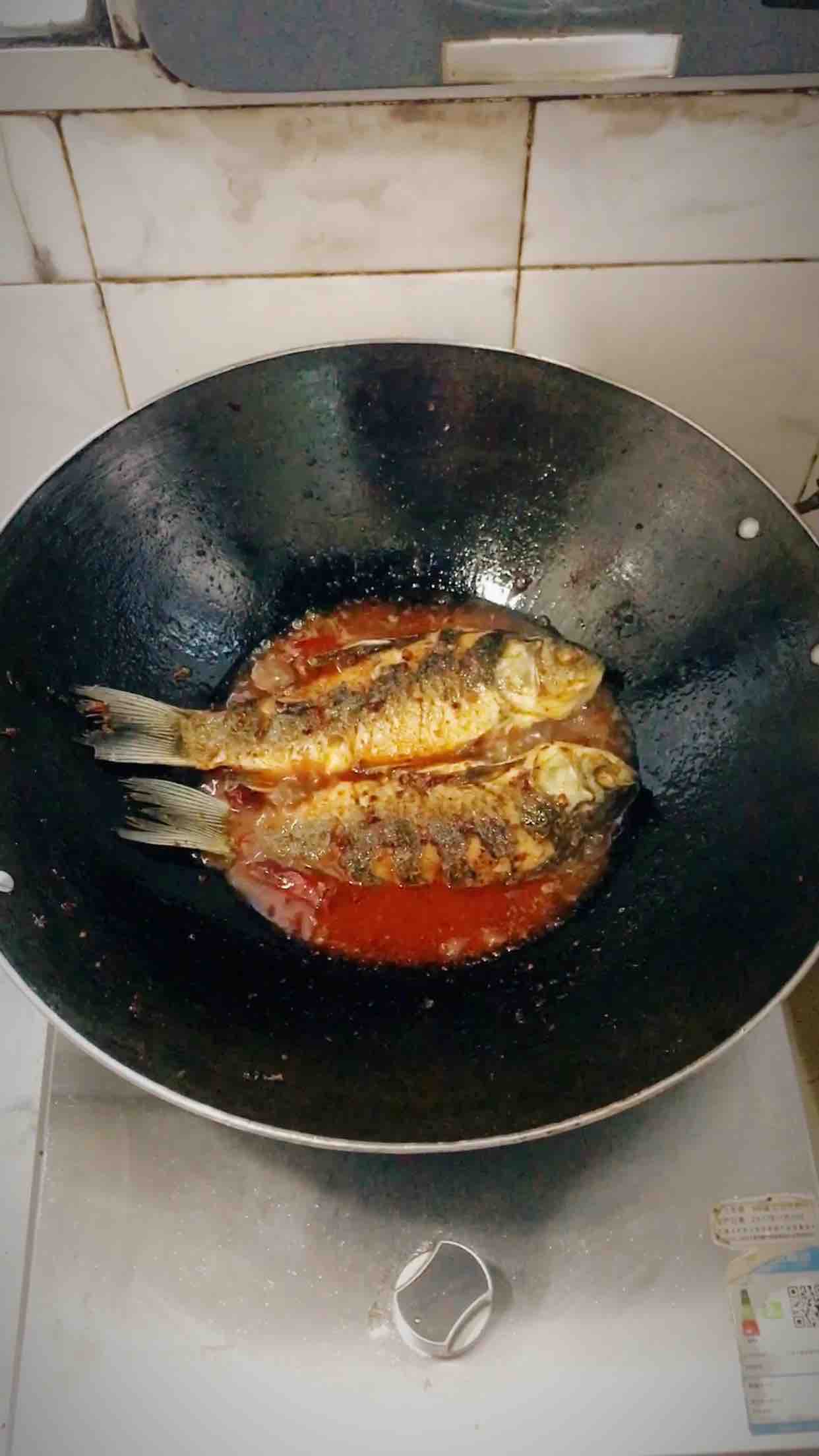 麻辣鯽魚(yú)的做法-麻辣味燒菜譜