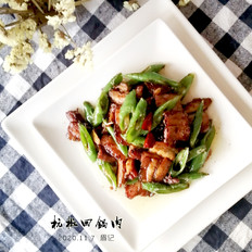 杭椒回鍋肉的做法-醬香味炒菜譜