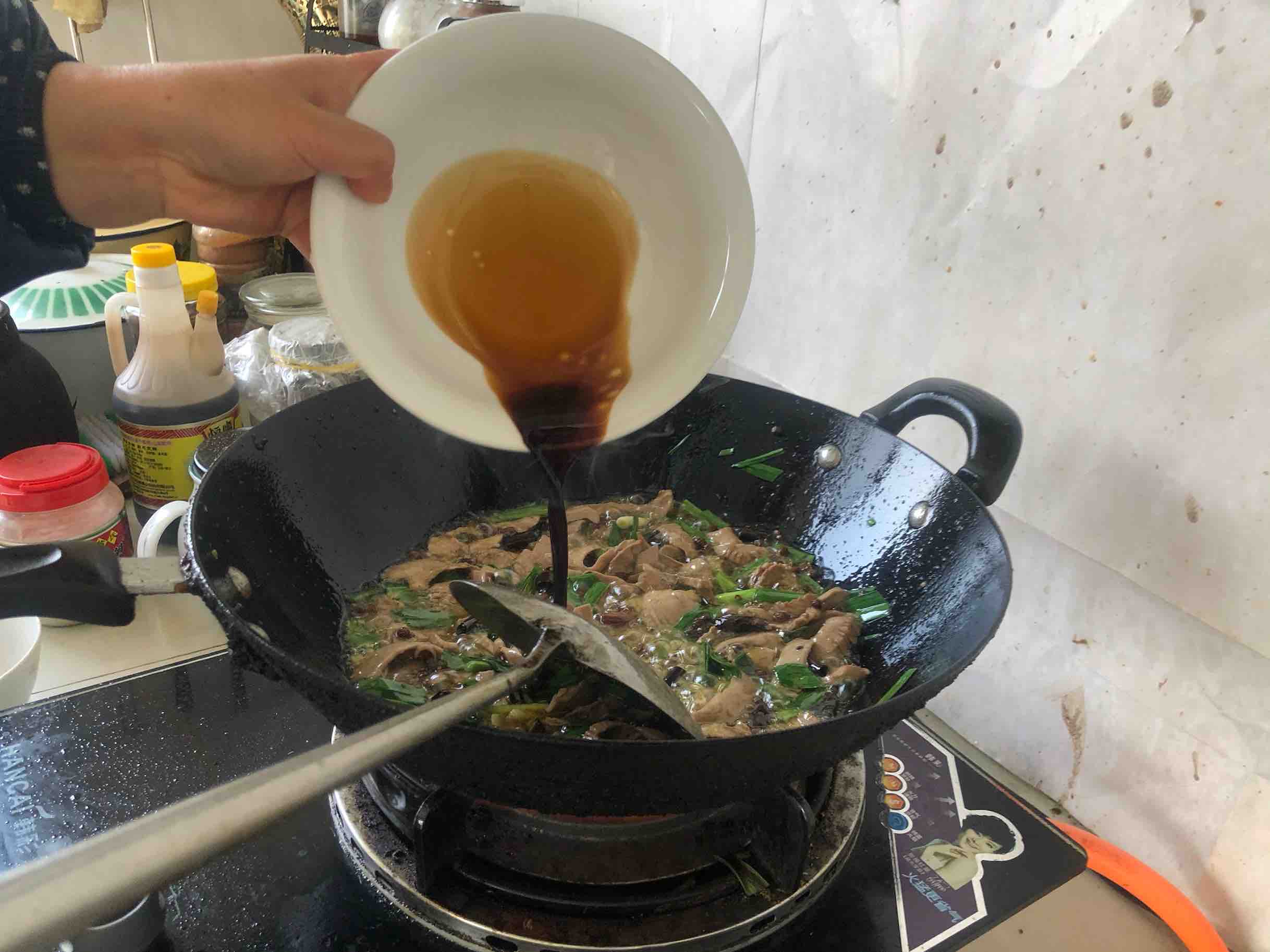 爆炒豬腰花的做法-麻辣味炒菜譜