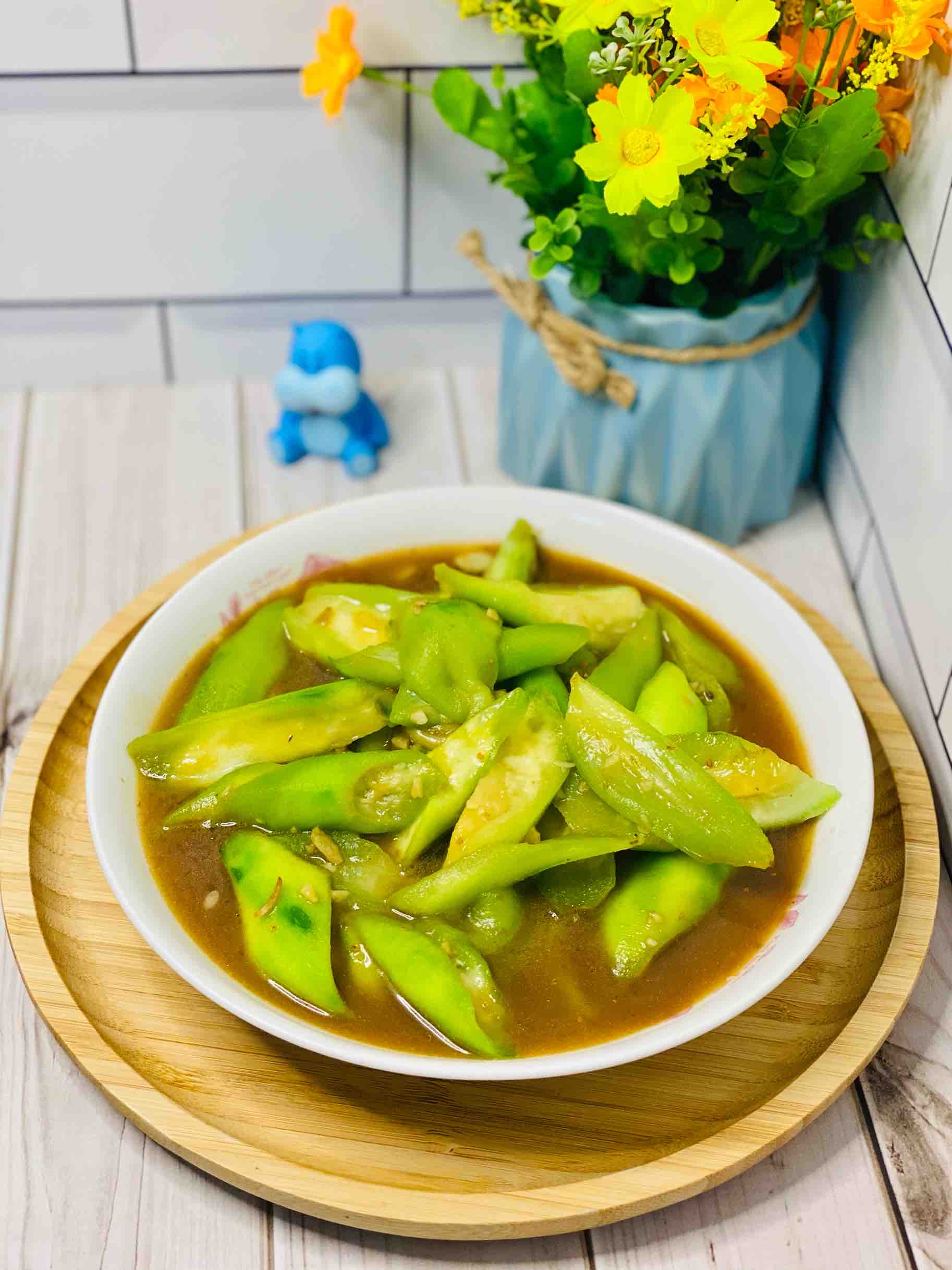 絲瓜這樣炒，比山珍海味還美味，10條不夠吃??便宜超好吃的做法-咸鮮味炒菜譜