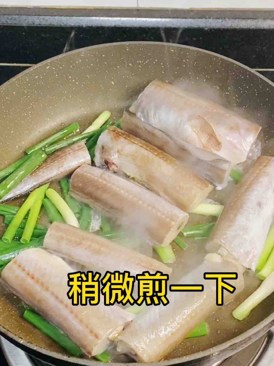 饞哭的家常菜，鰻魚這樣紅燒??超美味??的做法-家常味煮菜譜