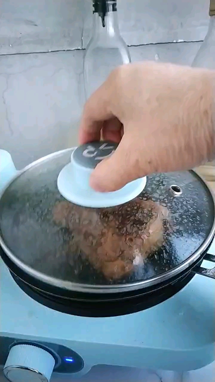 快手煎雞排，想吃進來看看就會的做法-麻辣味煎菜譜