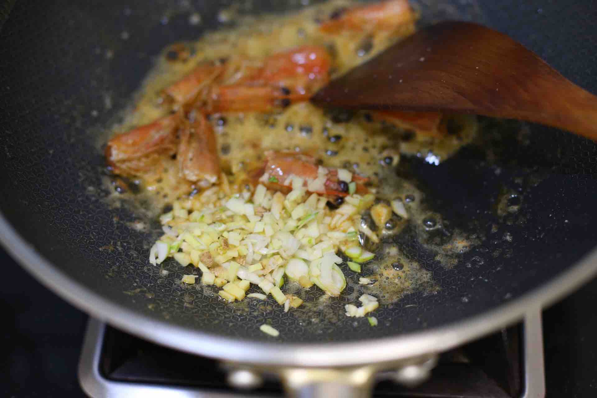 白菜鮮蝦豆腐煲的做法-家常味燉菜譜