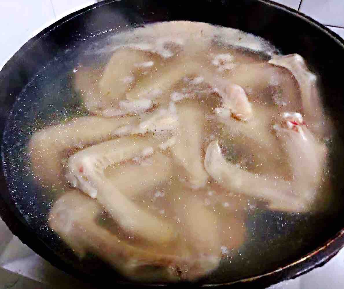 紅燒鴨翅的做法-家常味燉菜譜-易網(wǎng)健康養(yǎng)生網(wǎng) 紅燒鴨翅的做法-家常味燉菜譜