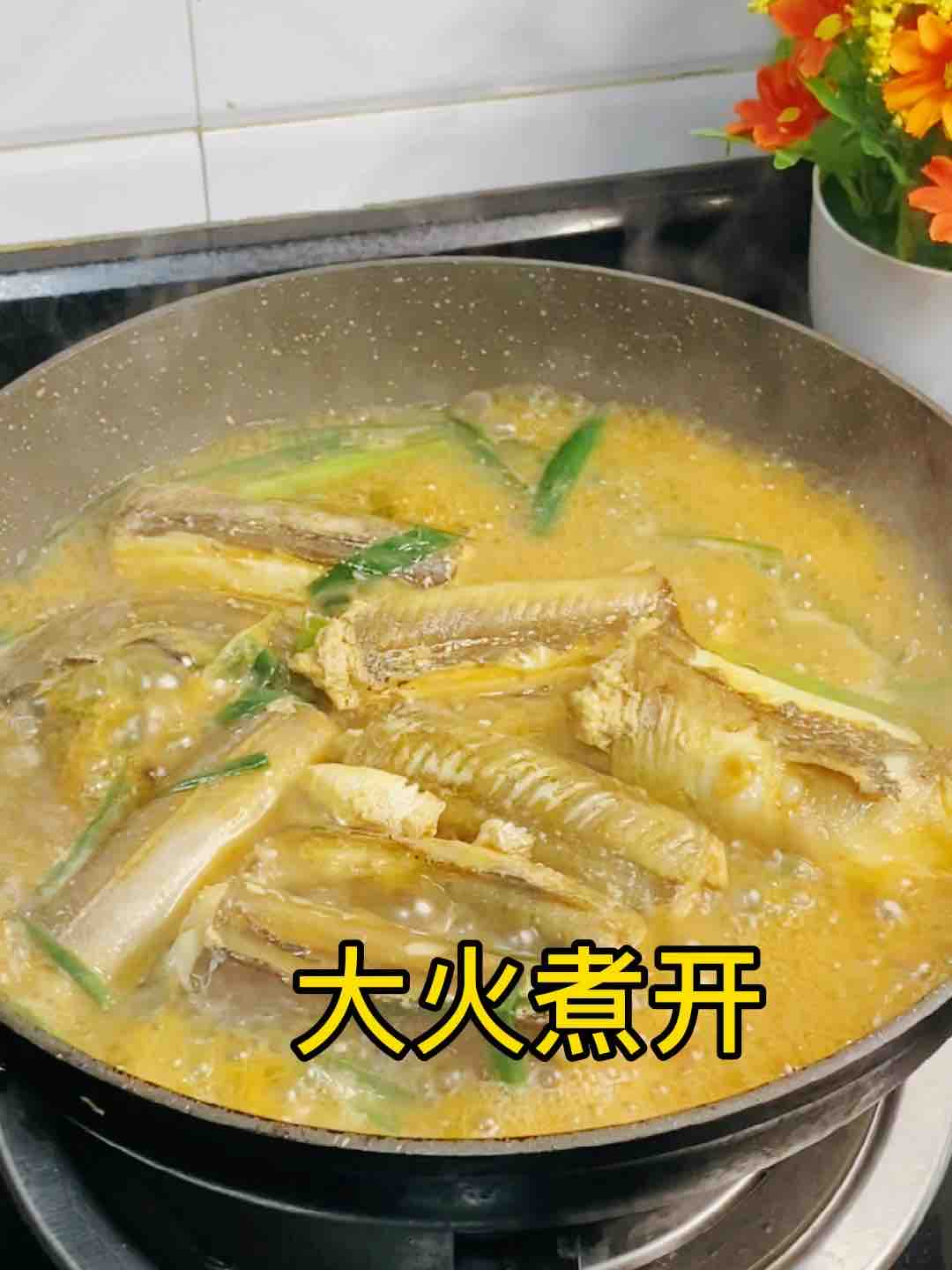 饞哭的家常菜，鰻魚這樣紅燒??超美味??的做法-家常味煮菜譜