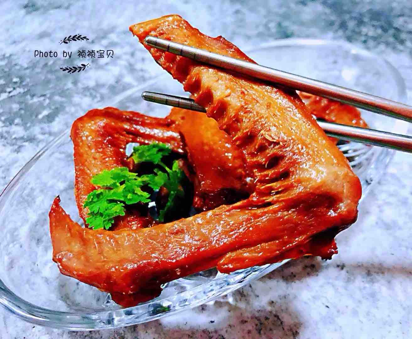 紅燒鴨翅的做法-家常味燉菜譜-易網(wǎng)健康養(yǎng)生網(wǎng) 紅燒鴨翅的做法-家常味燉菜譜