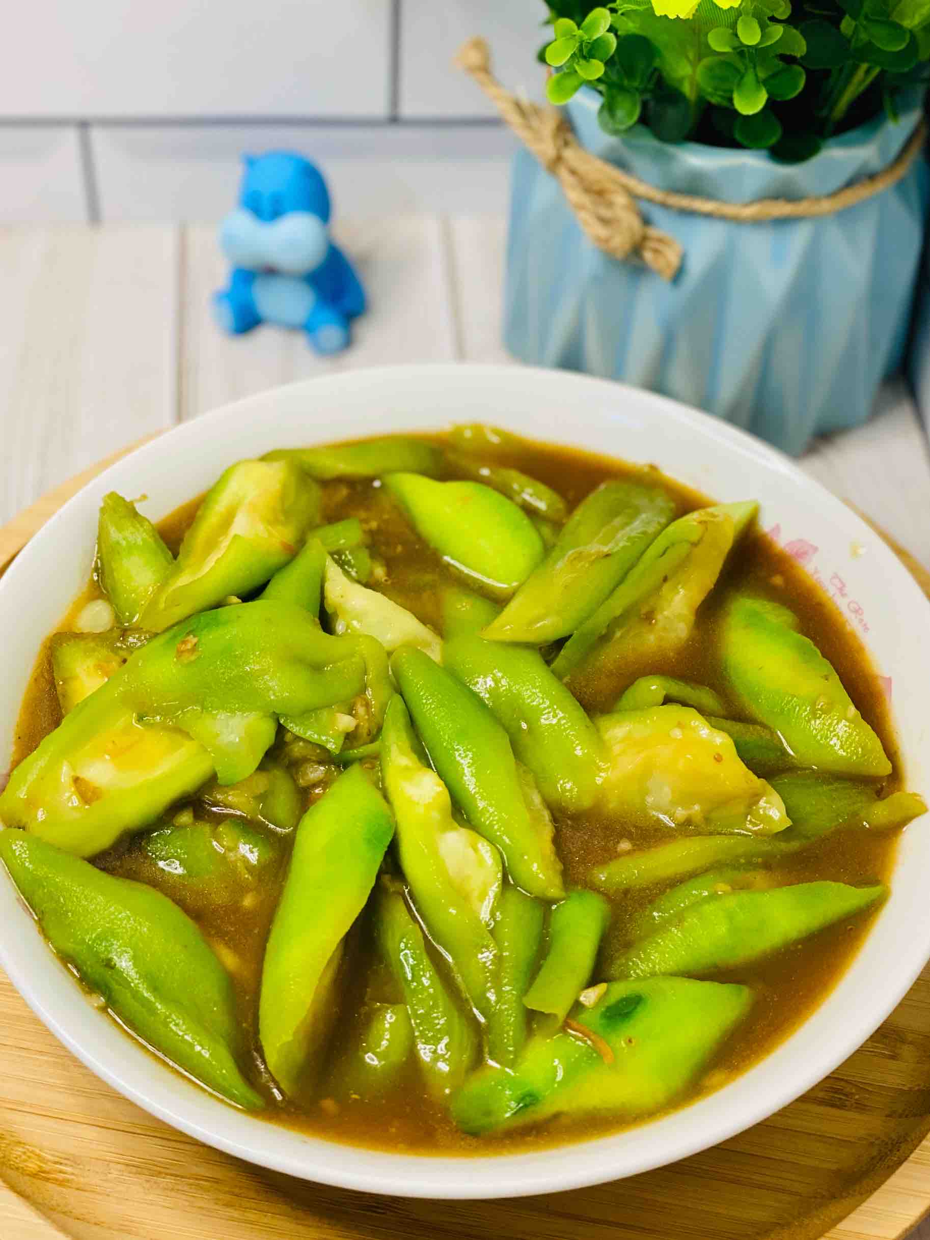 絲瓜這樣炒，比山珍海味還美味，10條不夠吃??便宜超好吃的做法-咸鮮味炒菜譜