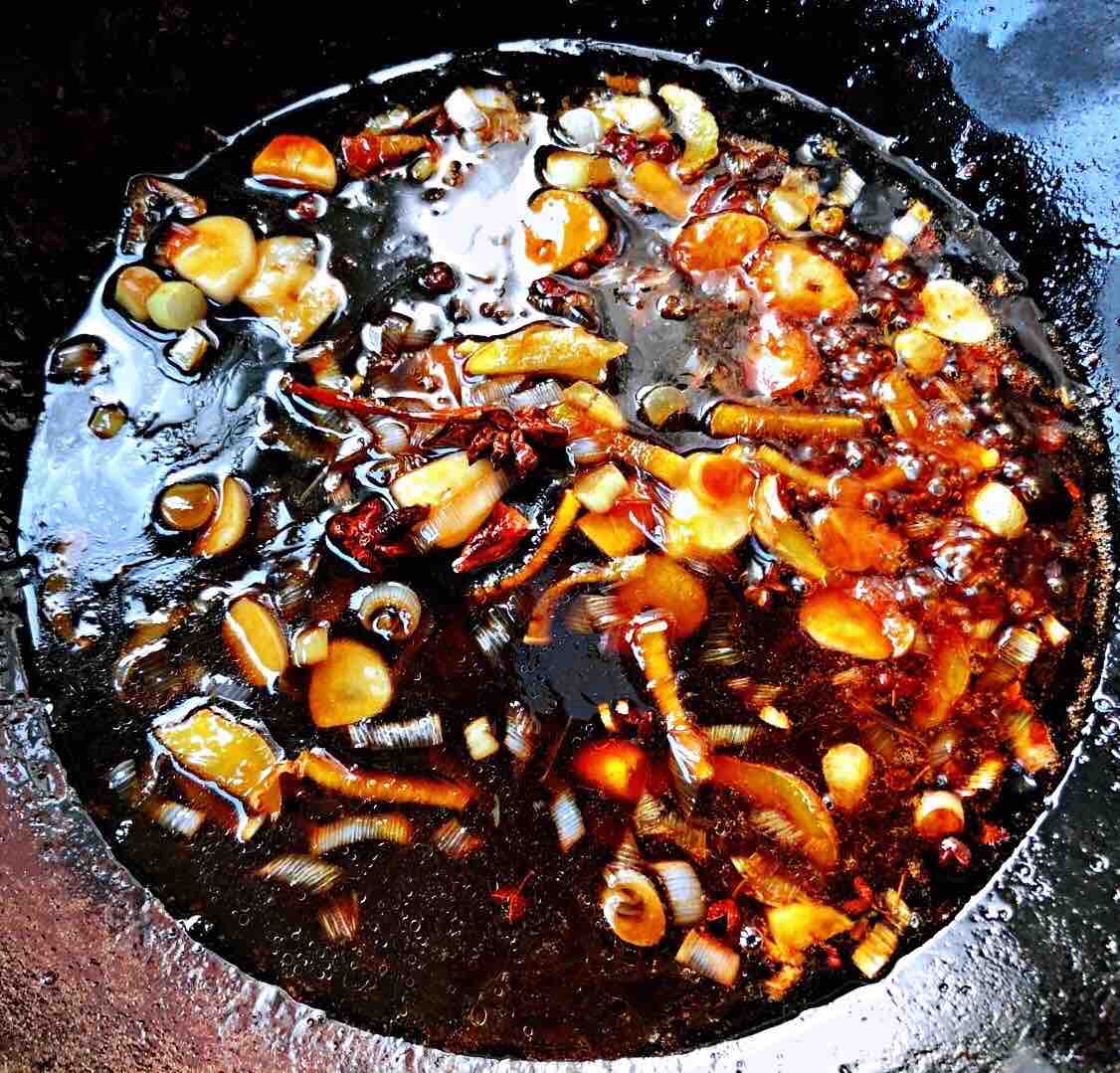 紅燒鴨翅的做法-家常味燉菜譜-易網(wǎng)健康養(yǎng)生網(wǎng) 紅燒鴨翅的做法-家常味燉菜譜