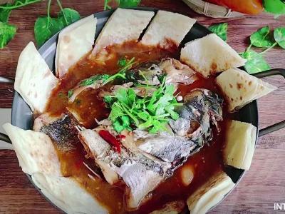 秋冬這樣吃，菜飯一鍋出~魚頭泡餅的做法-咸鮮味燉菜譜