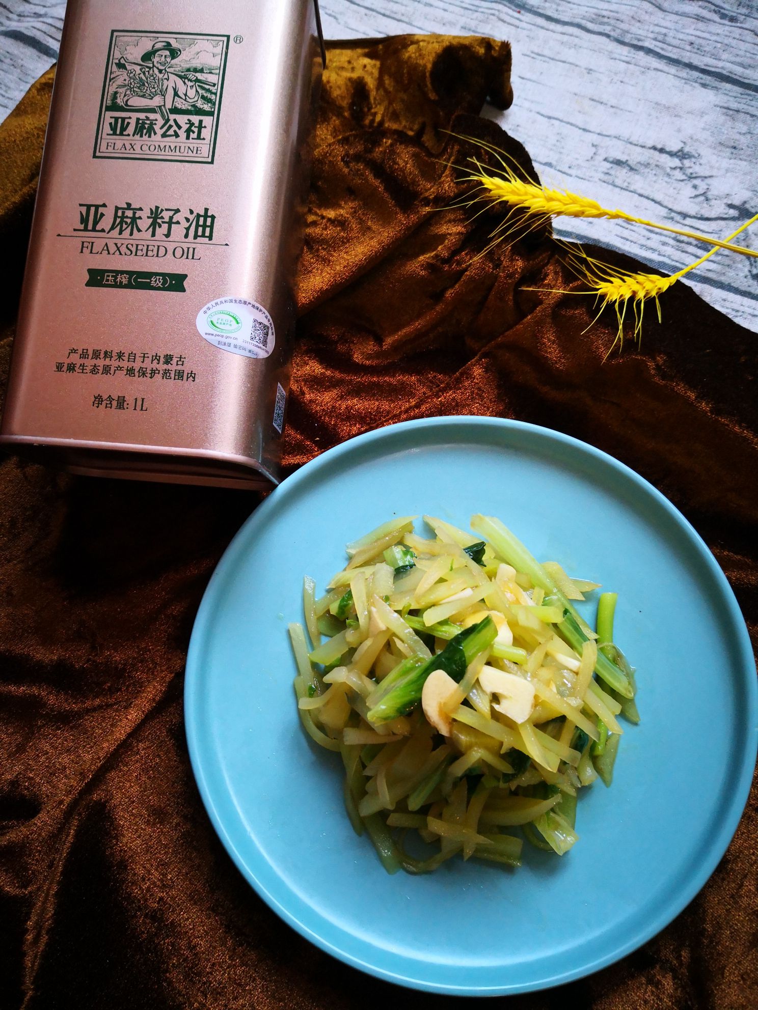 涼拌青筍絲的做法-家常味拌菜譜