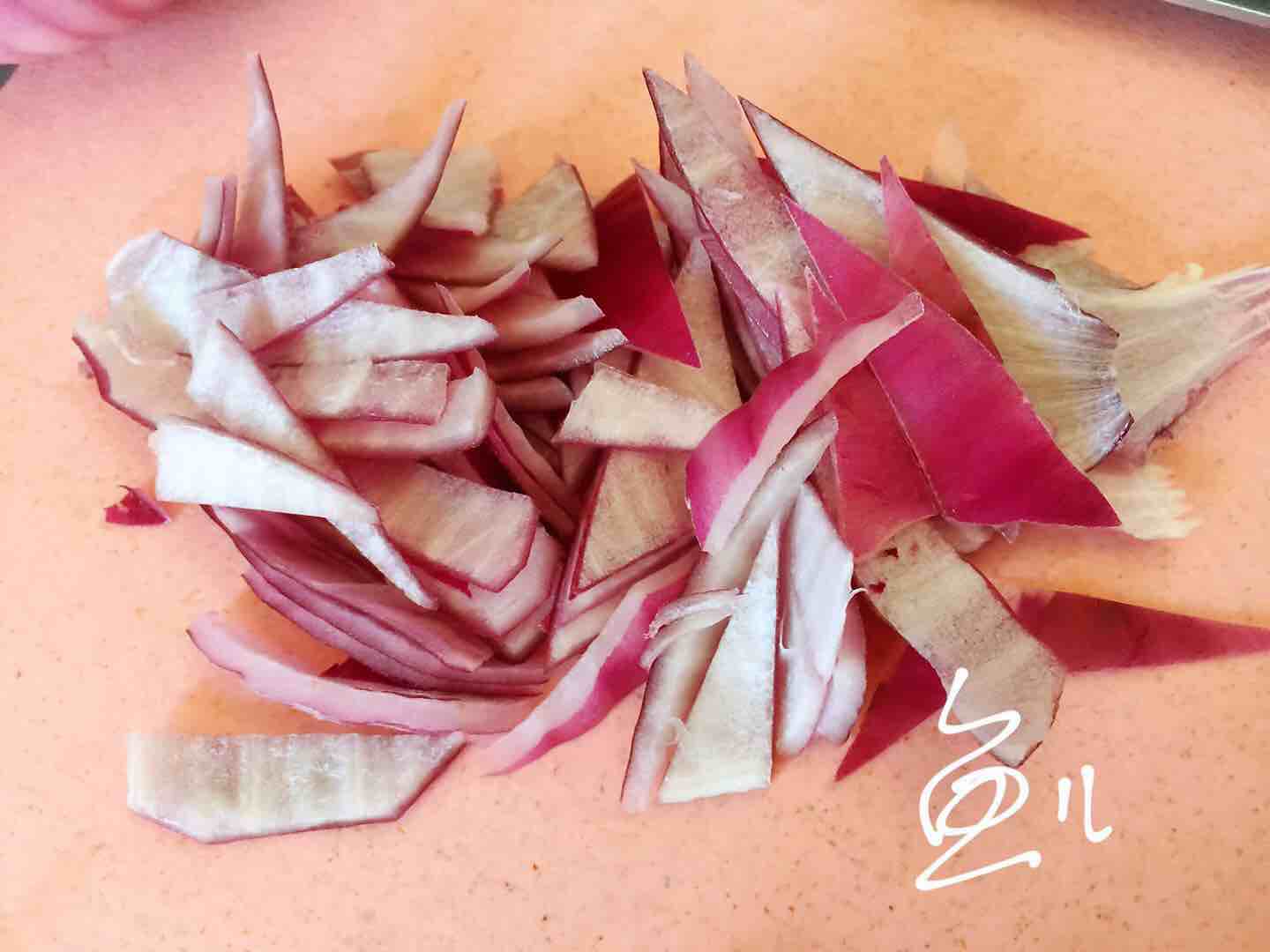 教你杏鮑菇新吃法，上桌就被搶光了！的做法-家常味炒菜譜