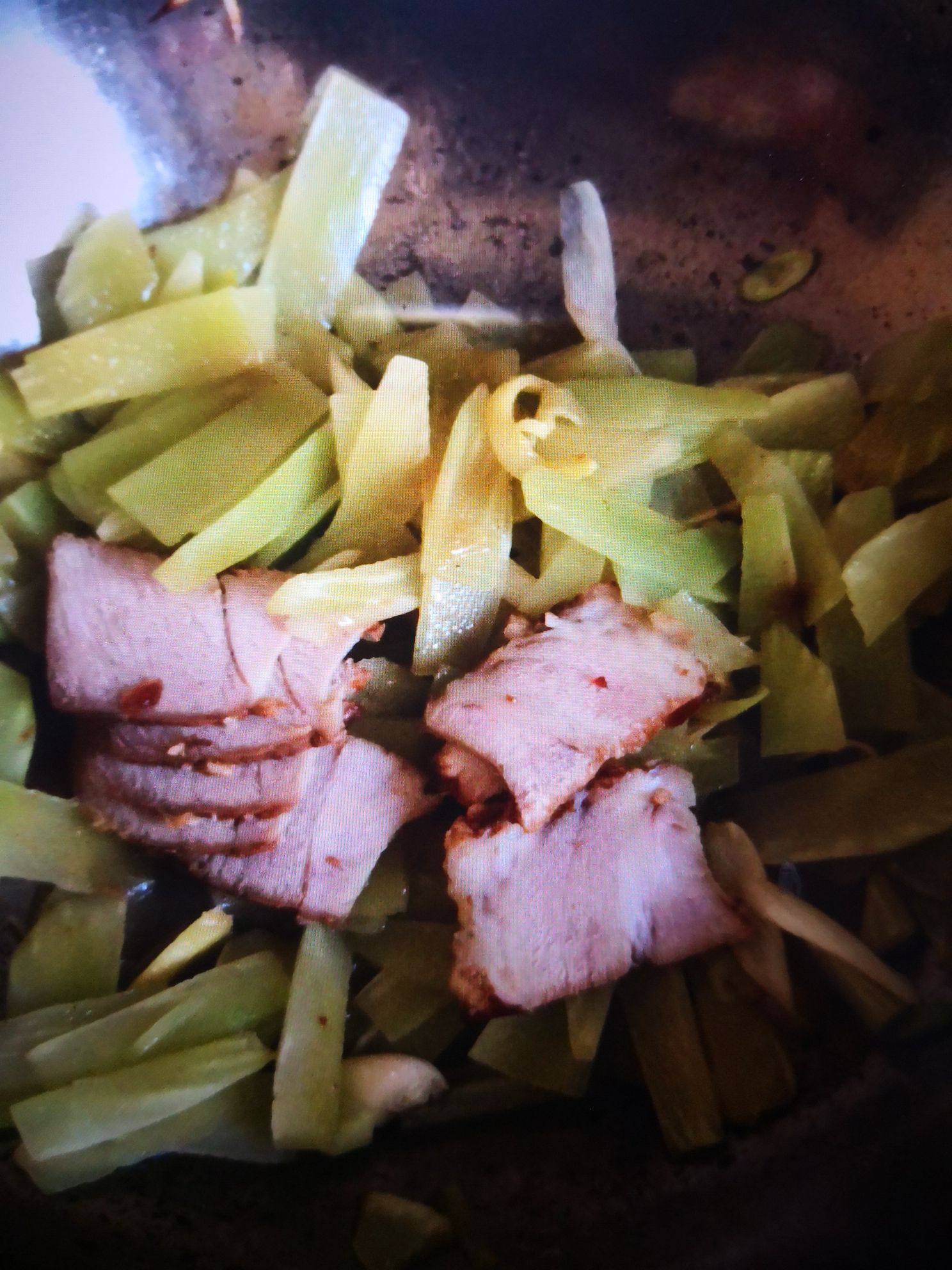 肉片炒青筍的做法-家常味炒菜譜