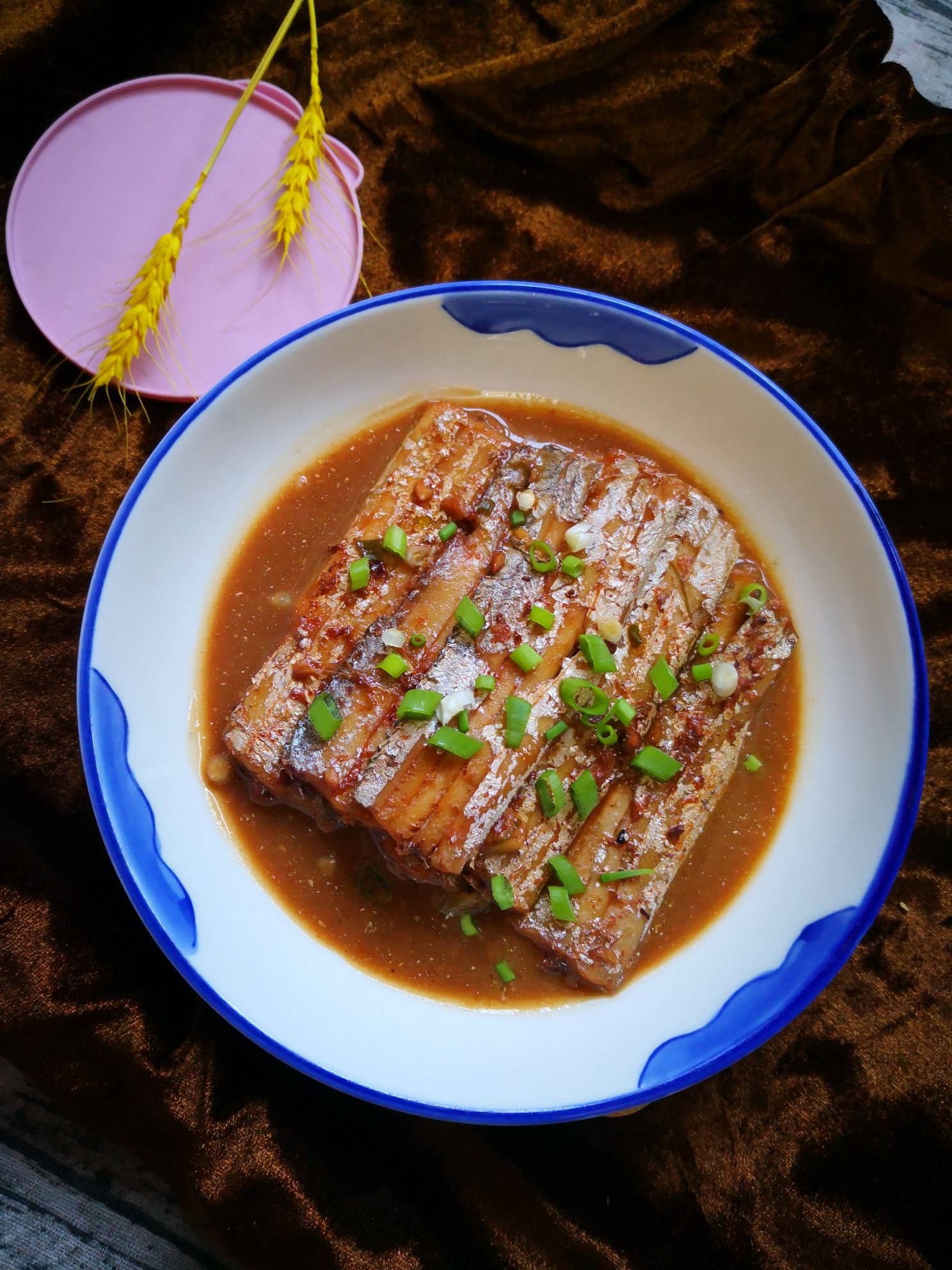 紅燒刀魚的做法-家常味燒菜譜