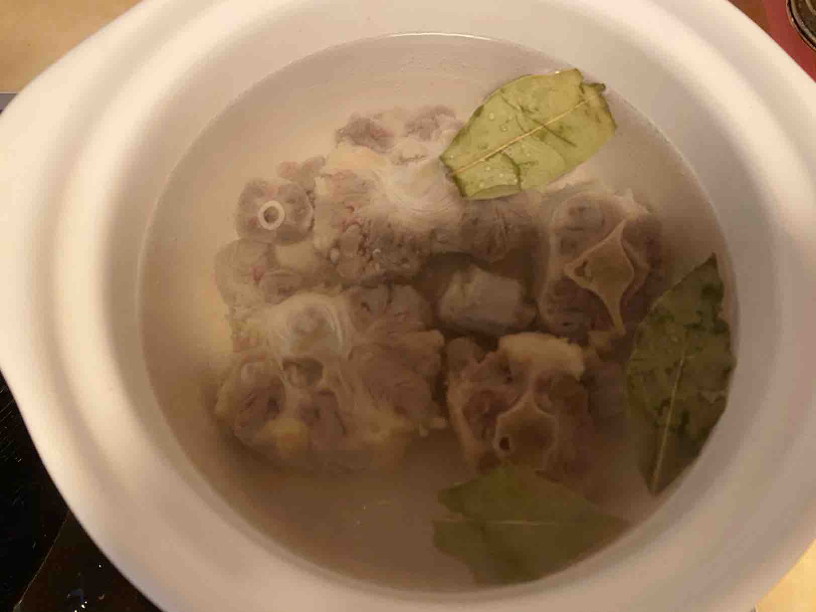 雜菜牛尾湯的做法-酸甜味煲菜譜