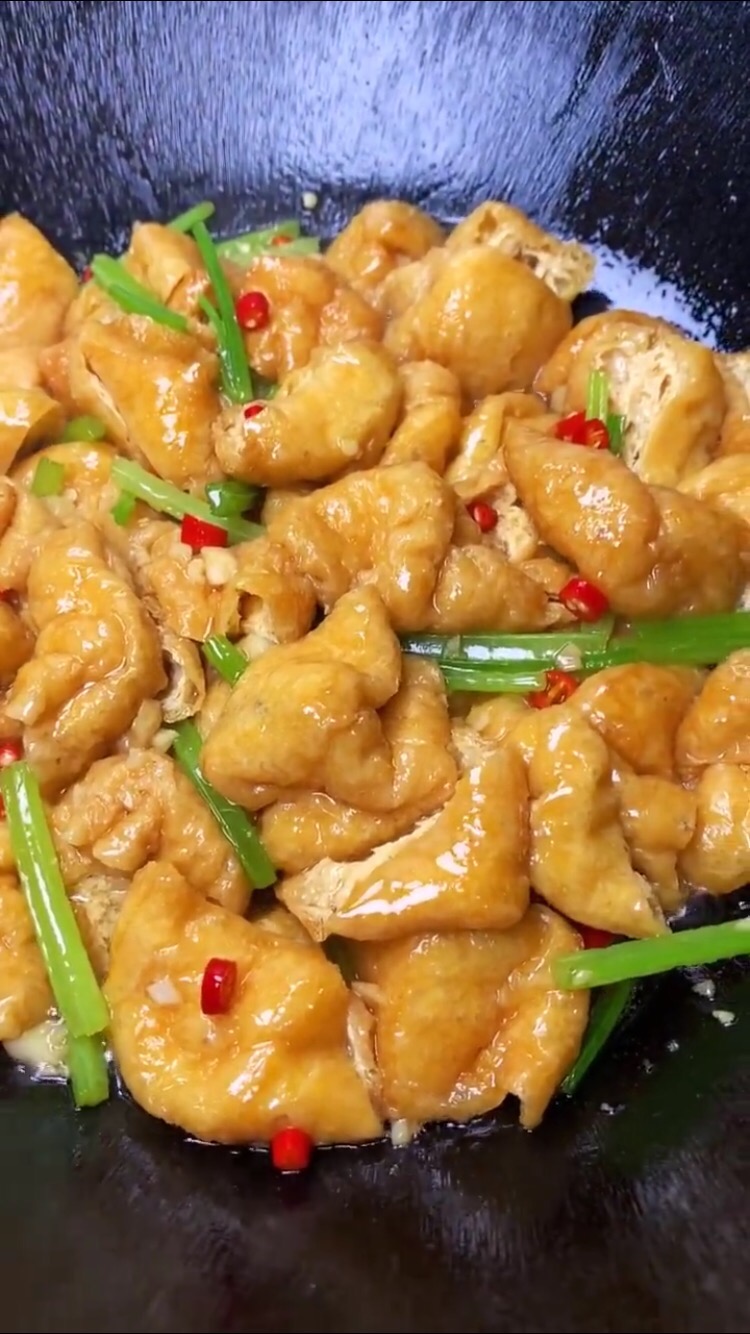 油豆腐的做法-家常味炒菜譜-易網健康養生網 油豆腐的做法-家常味炒菜譜