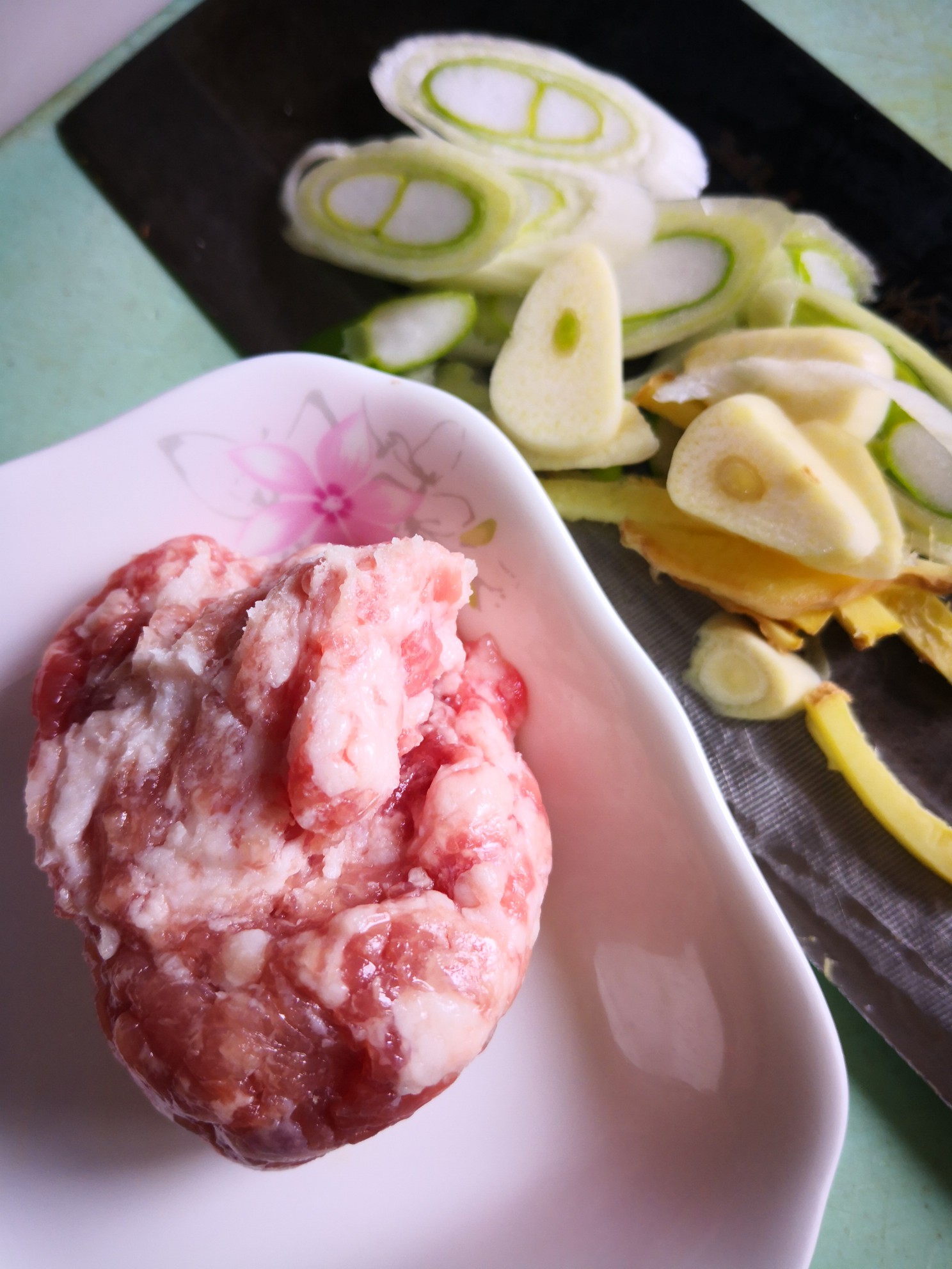 肉餡西蘭花的做法-家常味炒菜譜