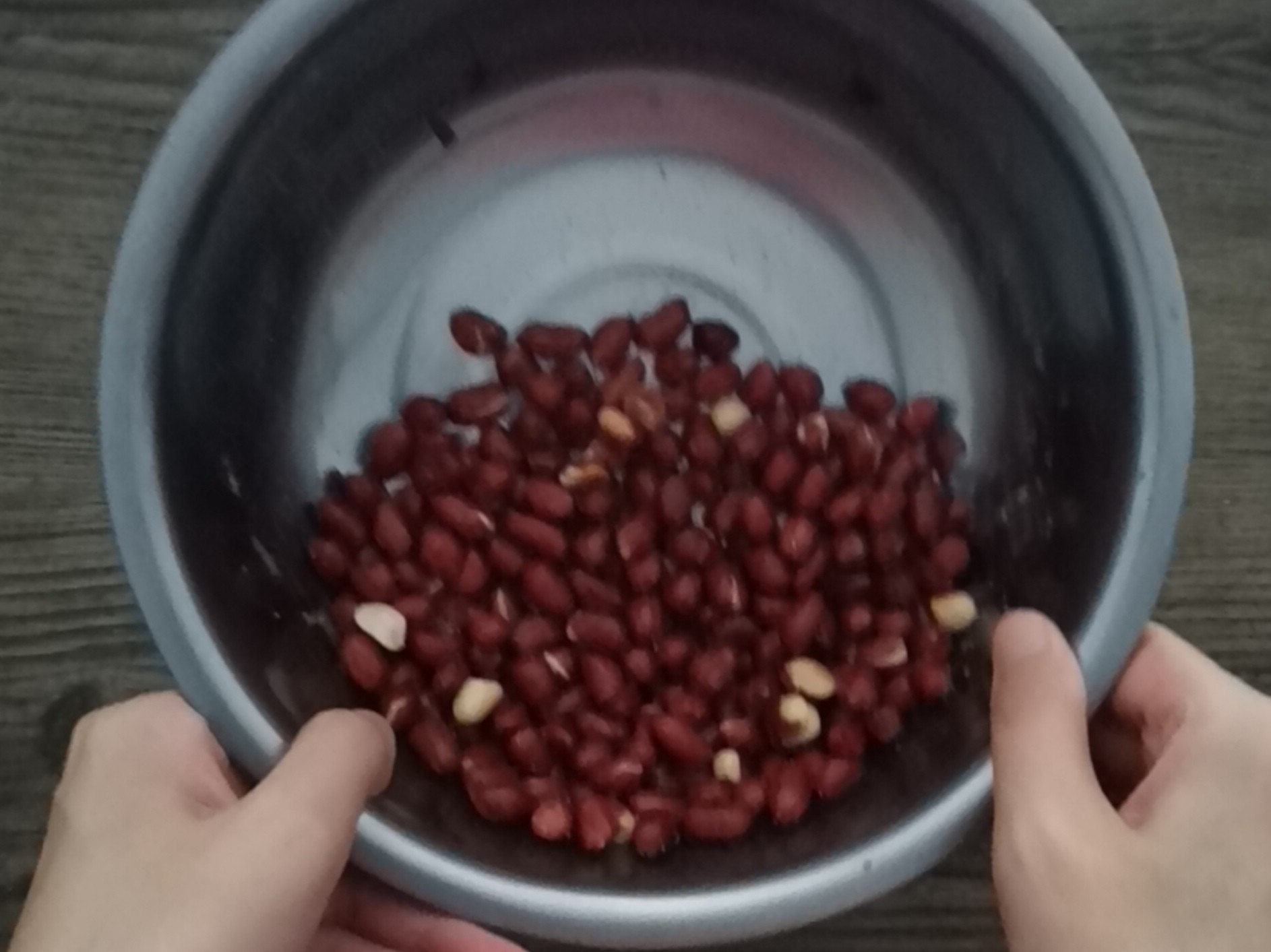 這樣炸花生米，香脆又不糊的做法-咸鮮味炒菜譜