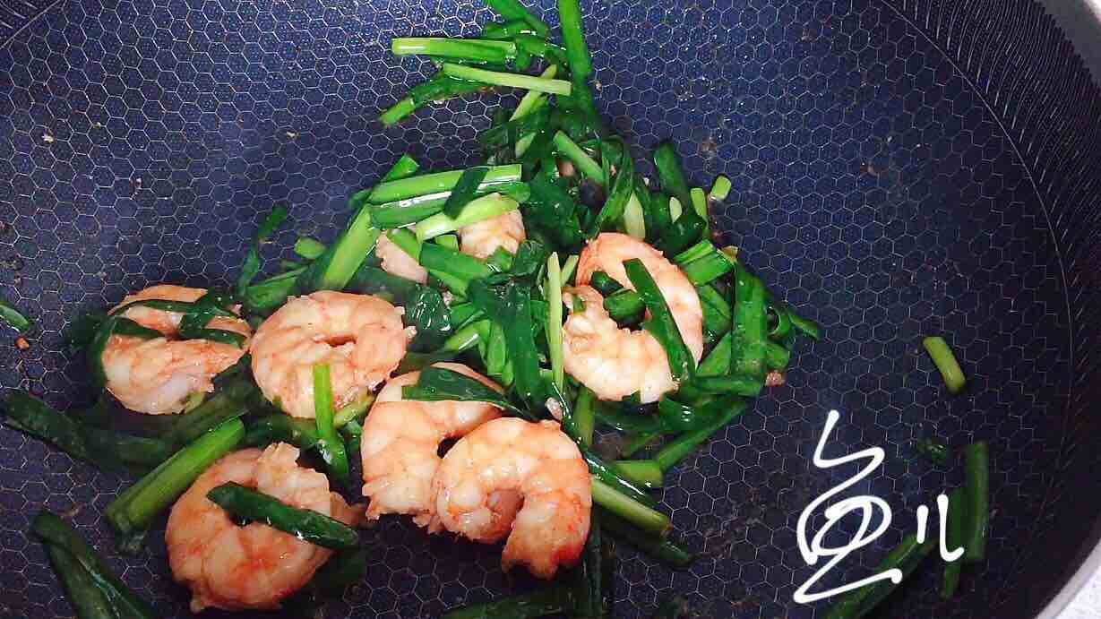 蝦仁和它一起炒,味道鮮美,做法簡單,廚房小白也能做的好!的做法-咸鮮味炒菜譜-易網健康養生網 蝦仁和它一起炒,味道鮮美,做法簡單,廚房小白也能做的好!的做法-咸鮮味炒菜譜