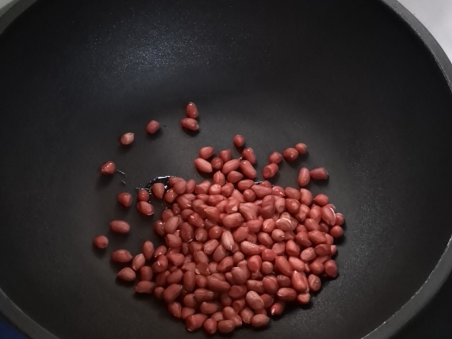 這樣炸花生米，香脆又不糊的做法-咸鮮味炒菜譜