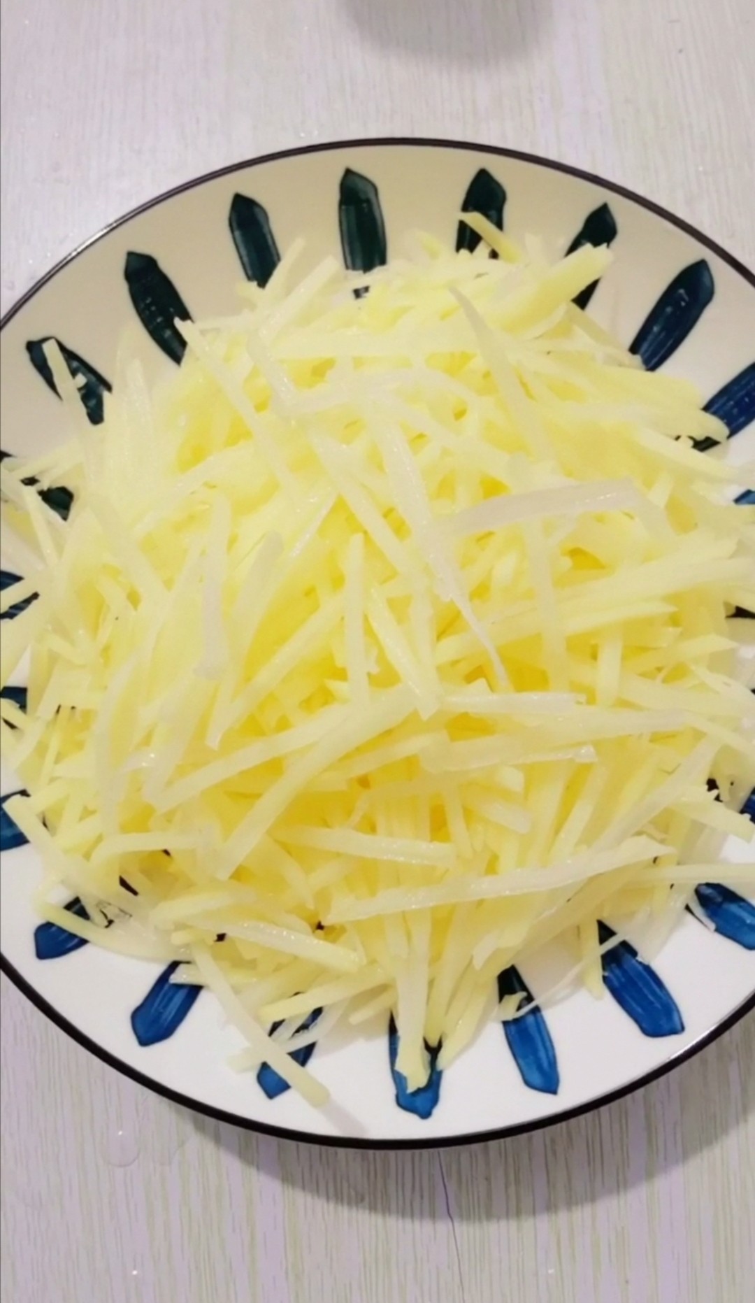 韭菜炒土豆絲的做法-咸鮮味炒菜譜