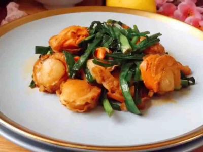 扇貝和它一起配搭太棒了，味道鮮美，吃了還想吃！的作法-咸鮮味燒菜譜