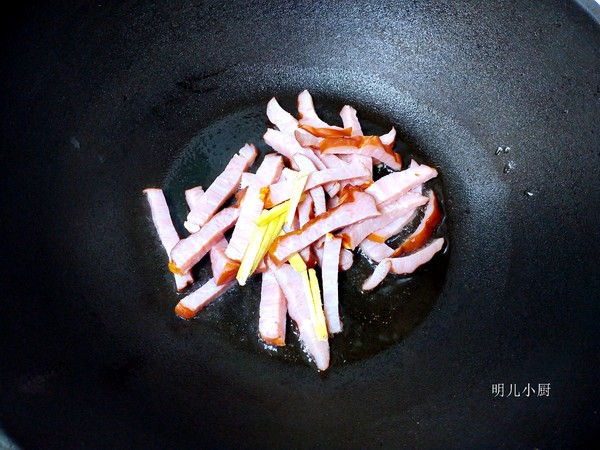 洋蔥炒臘肉的做法-家常味炒菜譜-易網<a href=http://www.gyfww.com/ target=_blank class=infotextkey>健康養生</a>網 洋蔥炒臘肉的做法-家常味炒菜譜