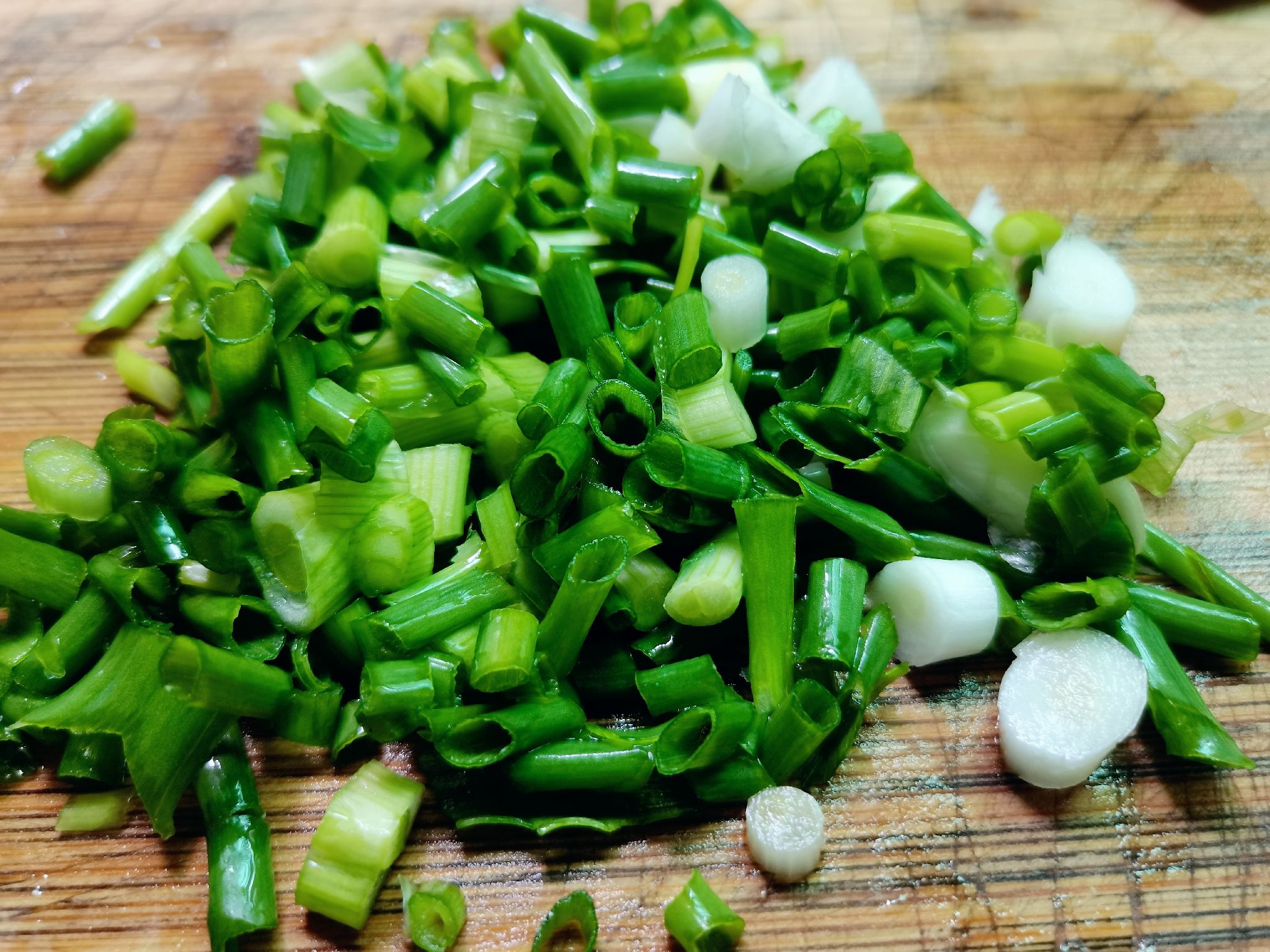 小蔥拌豆腐的做法-家常味拌菜譜