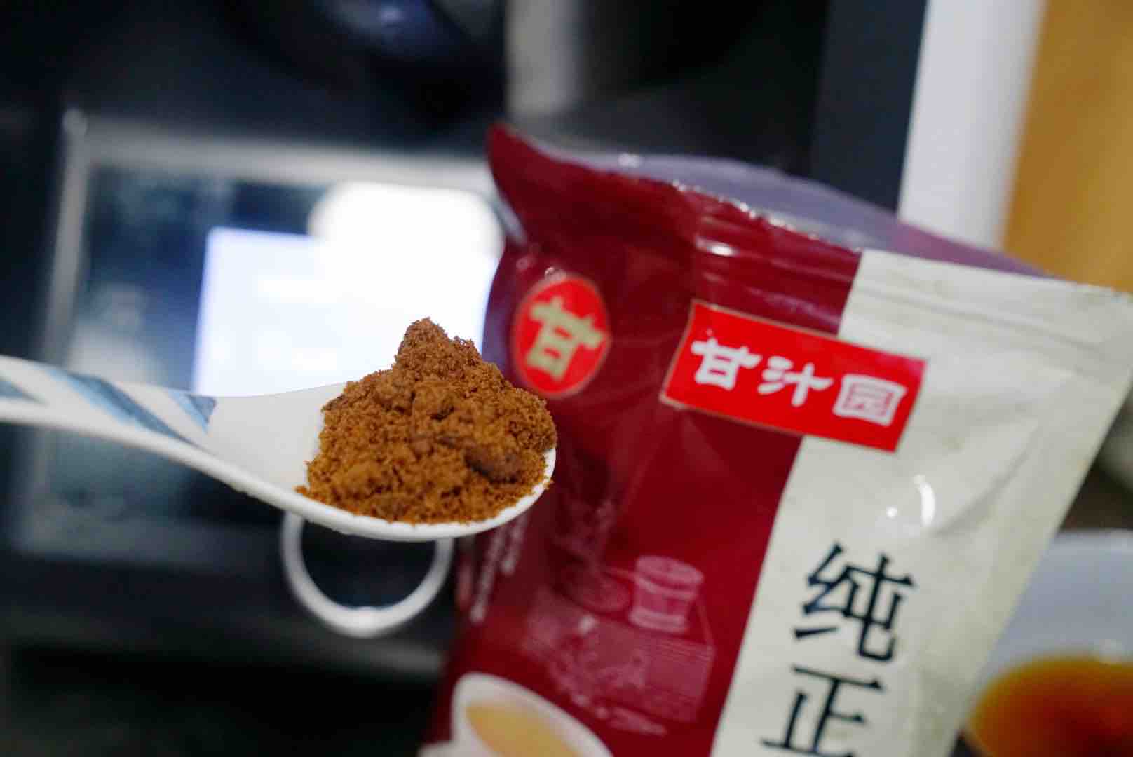 紅糖版糖醋排骨，你真的要試一下。的做法-酸甜味燒菜譜