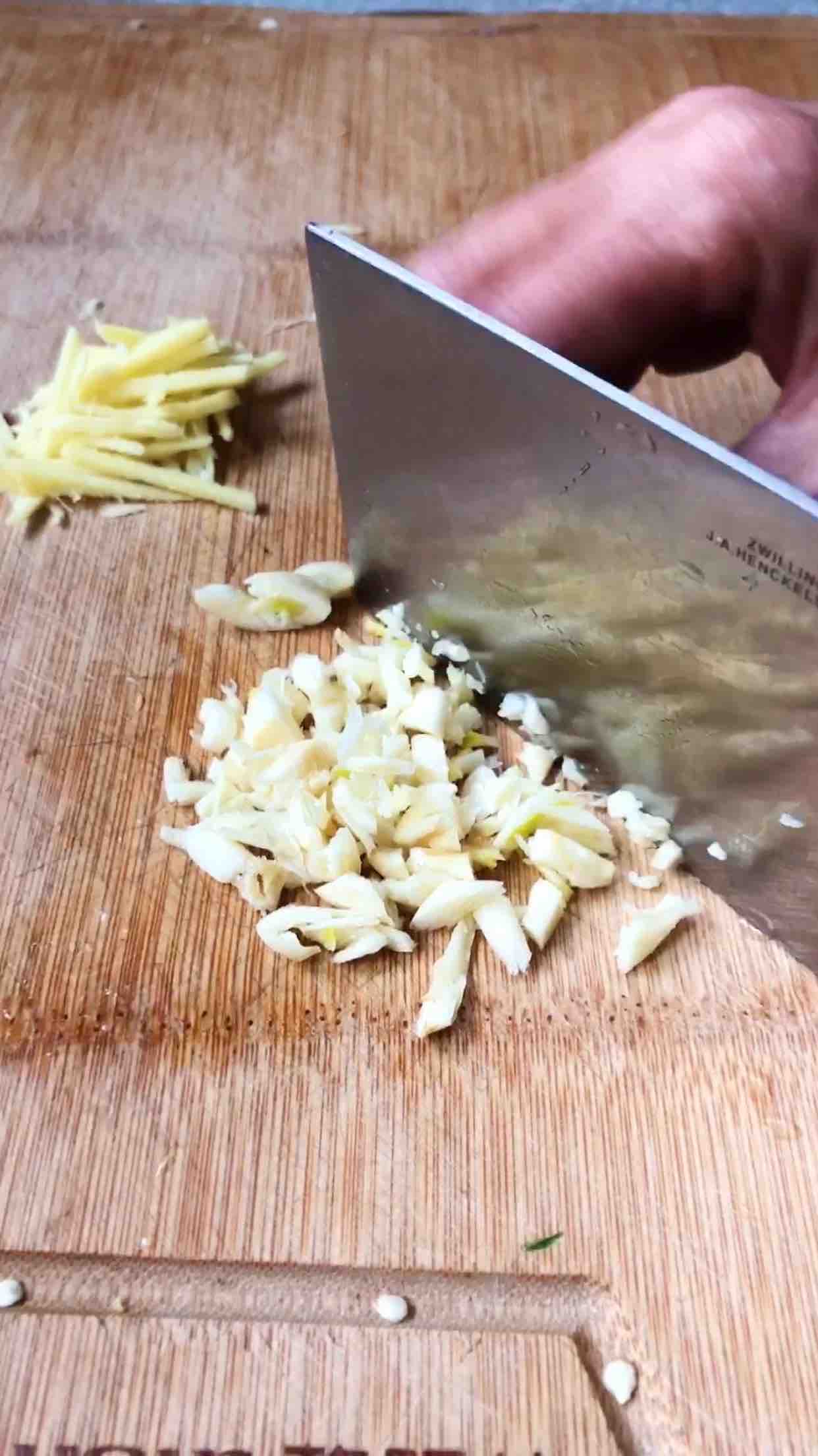 豆皮好吃做法的做法-香辣味炒菜譜