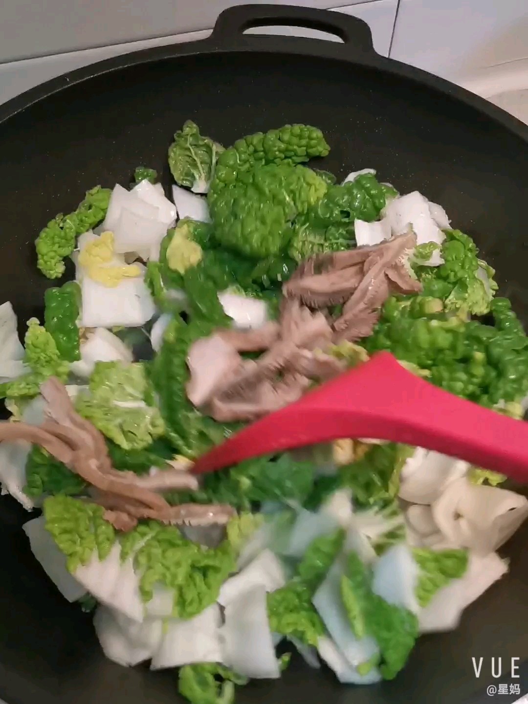 牛肚炒奶油白菜的做法-家常味炒菜譜