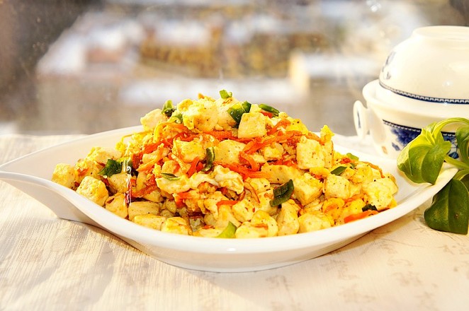 豆腐炒雞蛋的做法-家常味炒菜譜-易網健康養生網 豆腐炒雞蛋的做法-家常味炒菜譜