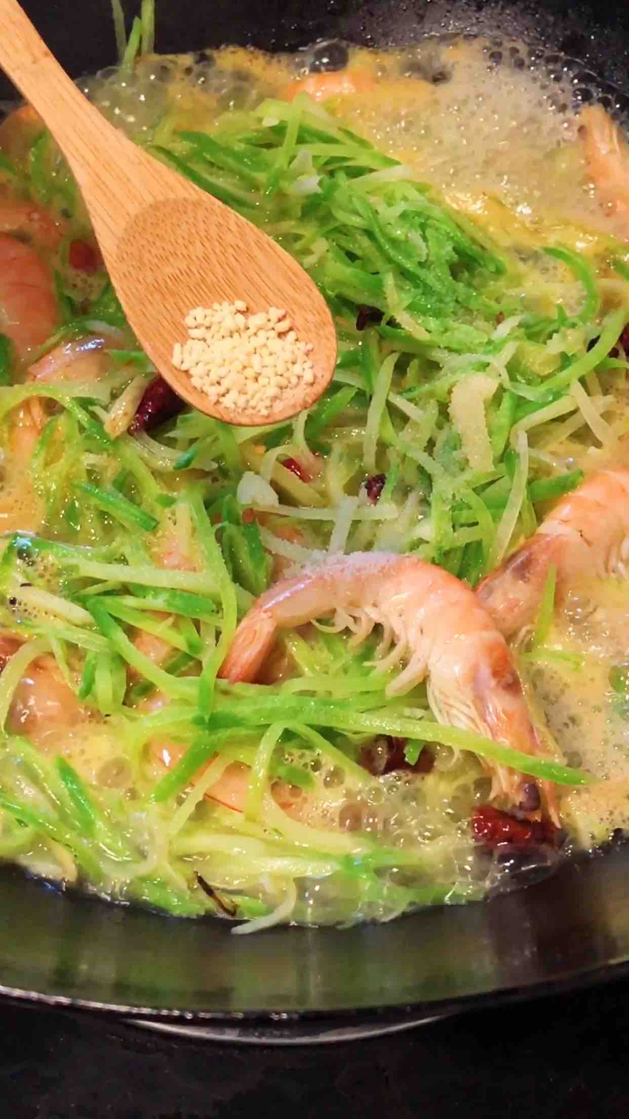 蘿卜絲蝦的做法-咸鮮味炒菜譜