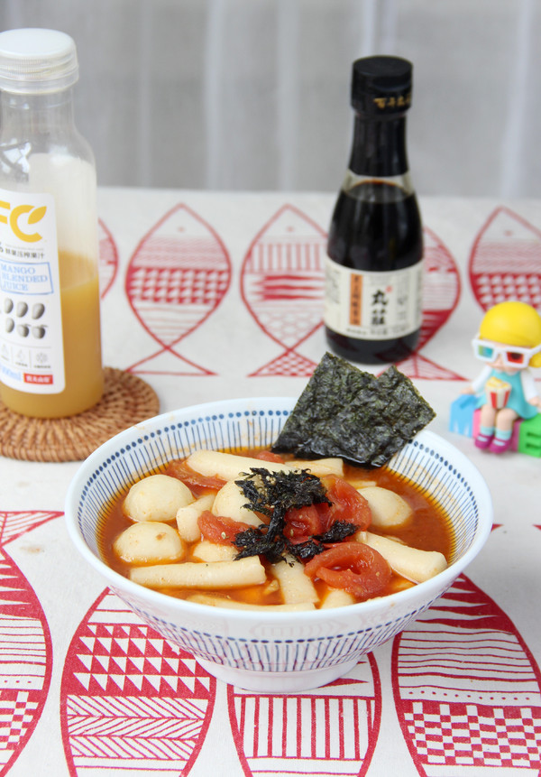 番茄魚丸湯年糕的做法-家常味煮菜譜