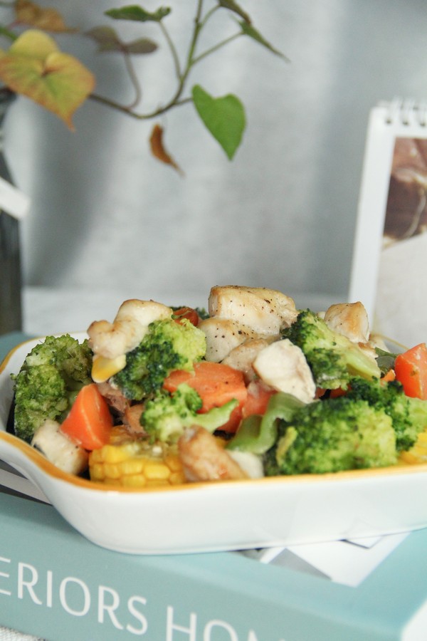 西藍(lán)花玉米烤雞胸肉的做法-咸鮮味烤菜譜