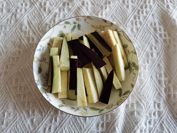 蒜香軟糯的蒸茄子的做法-蒜香味蒸菜譜