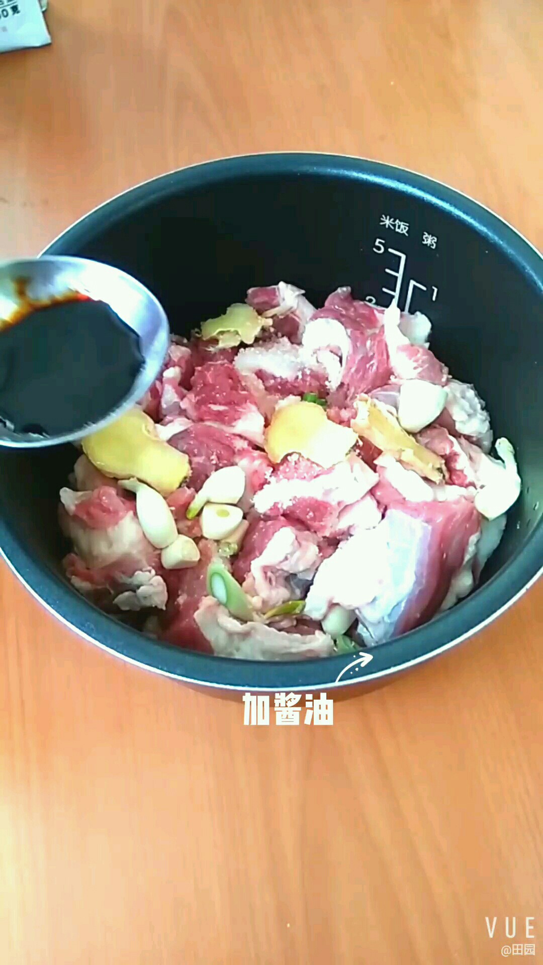 壓力鍋燉牛肉的做法-咸鮮味燉菜譜