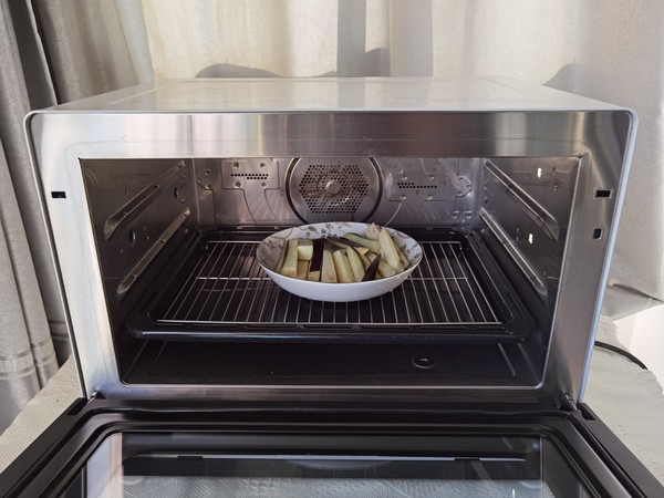 蒜香軟糯的蒸茄子的做法-蒜香味蒸菜譜