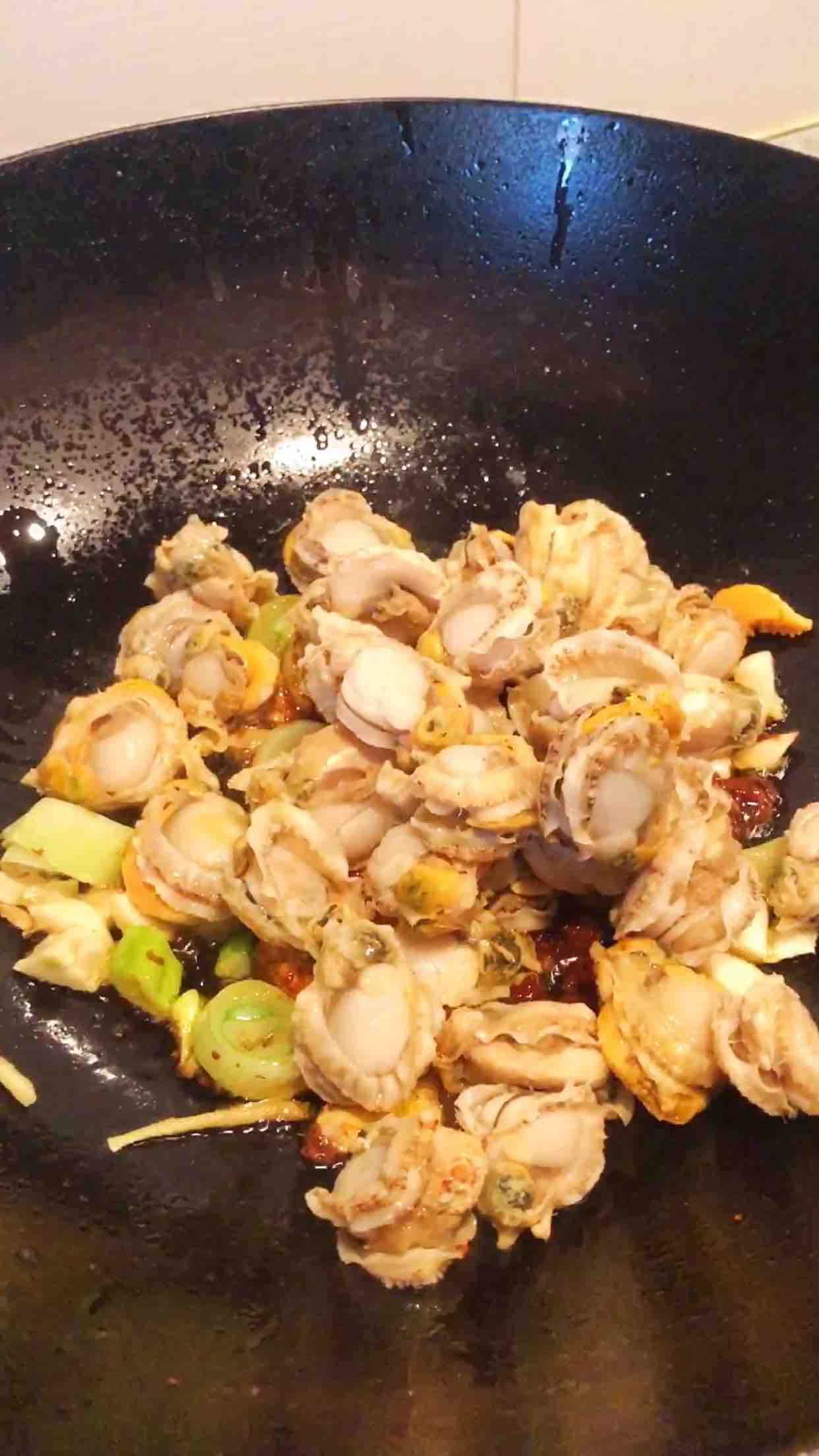 香辣扇貝肉的做法-咸鮮味炒菜譜-易網(wǎng)健康養(yǎng)生網(wǎng) 香辣扇貝肉的做法-咸鮮味炒菜譜