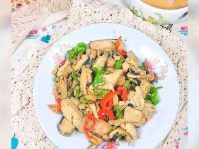 雙椒臭豆腐的做法-家常味炒菜譜
