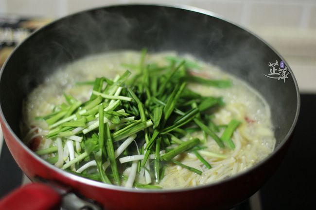 金湯水煮牛肉的做法-酸辣味炒菜譜